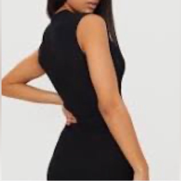 PrettyLittleThing Black Plunge Pointy Hem Wrap Bodycon Dress - size 0 (XS) - Picture 2 of 8